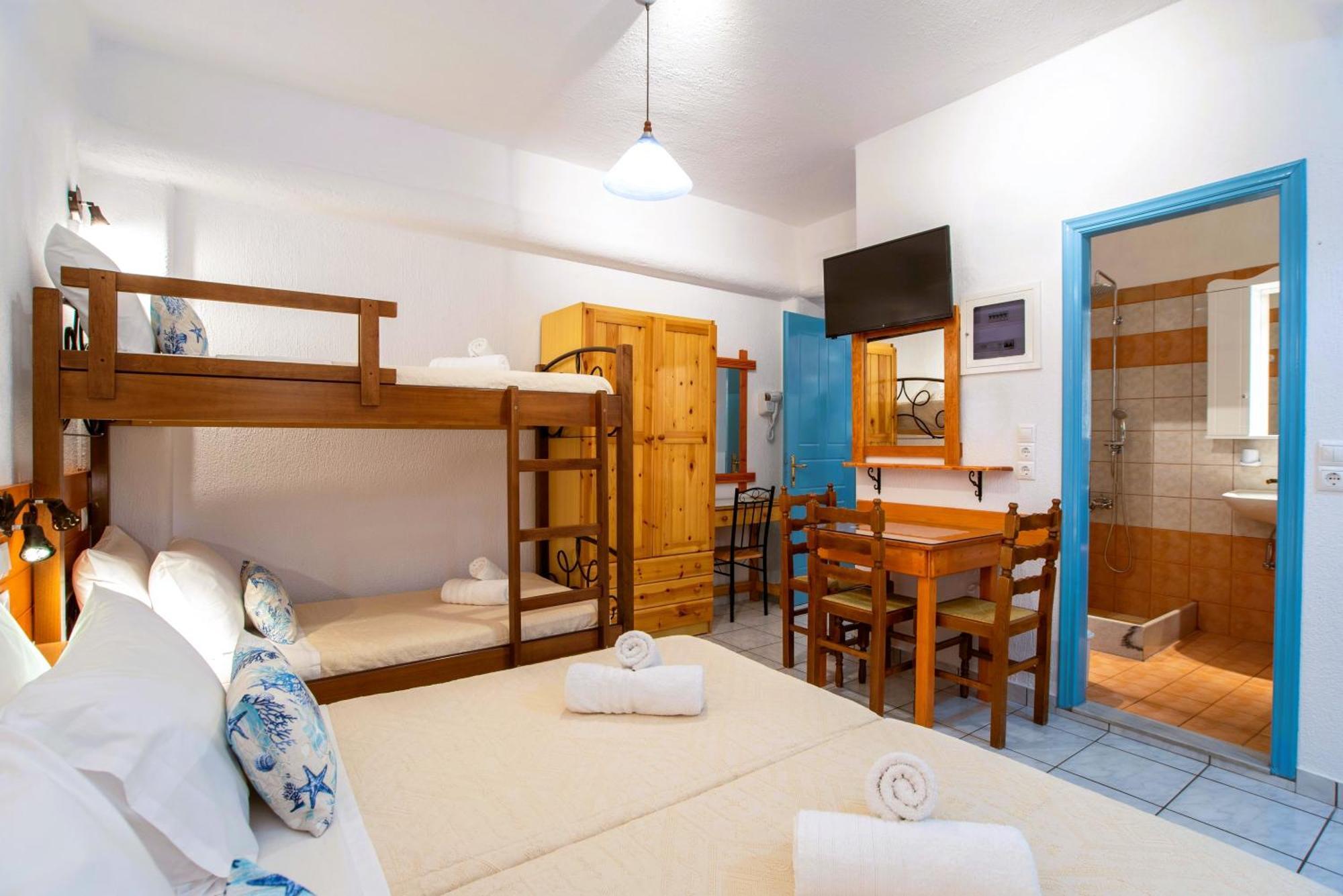 Kontaratos Studios & Apartments Páros Dış mekan fotoğraf