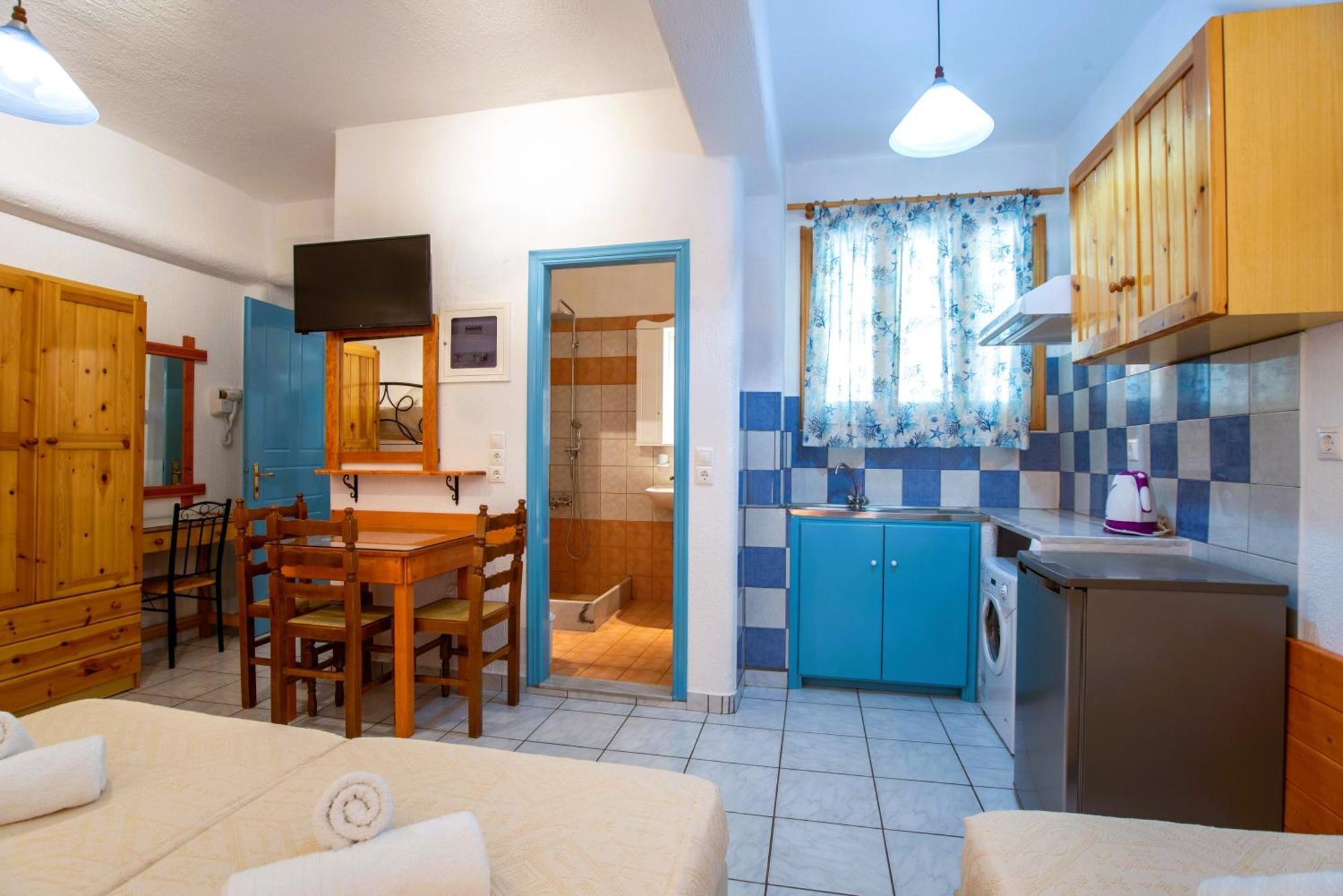 Kontaratos Studios & Apartments Páros Dış mekan fotoğraf