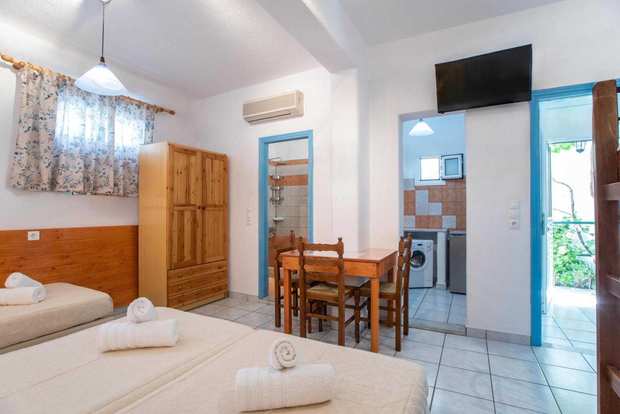 Kontaratos Studios & Apartments Páros Dış mekan fotoğraf