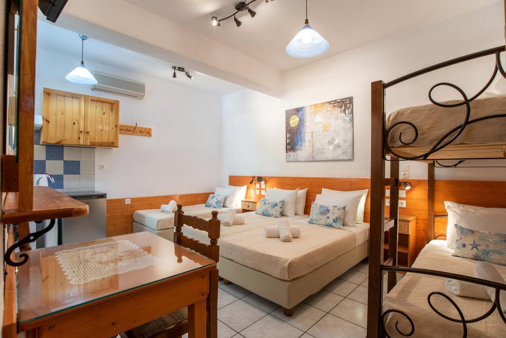 Kontaratos Studios & Apartments Páros Dış mekan fotoğraf