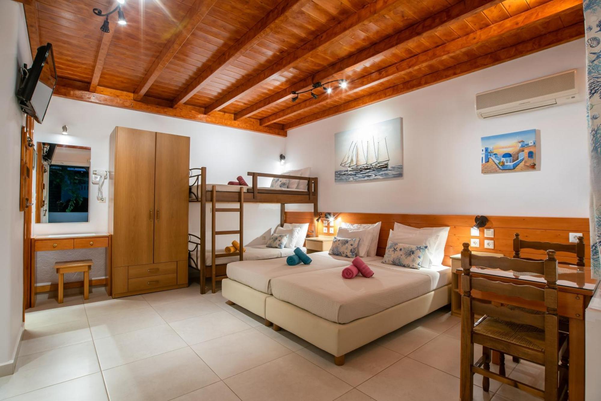 Kontaratos Studios & Apartments Páros Dış mekan fotoğraf