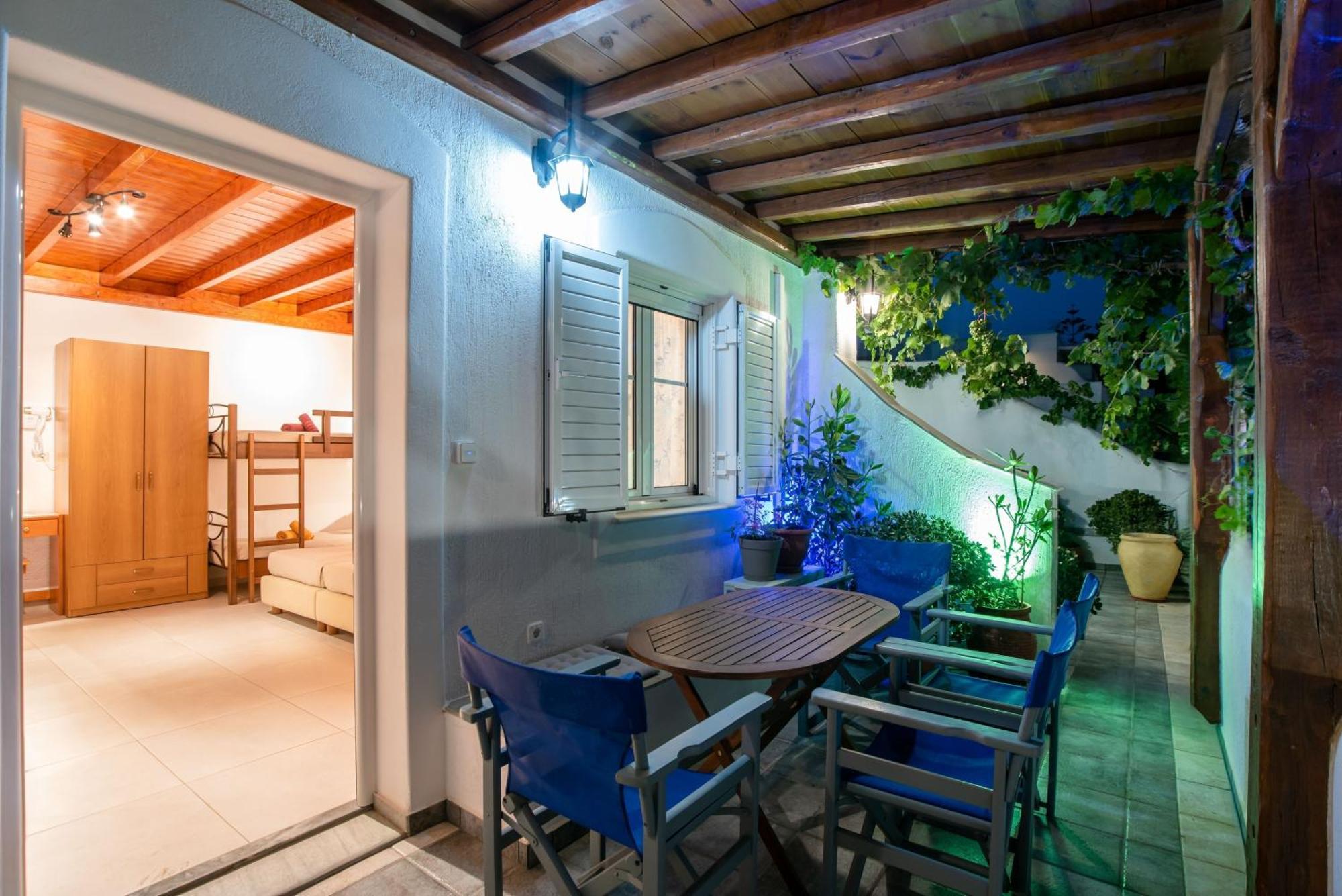 Kontaratos Studios & Apartments Páros Dış mekan fotoğraf