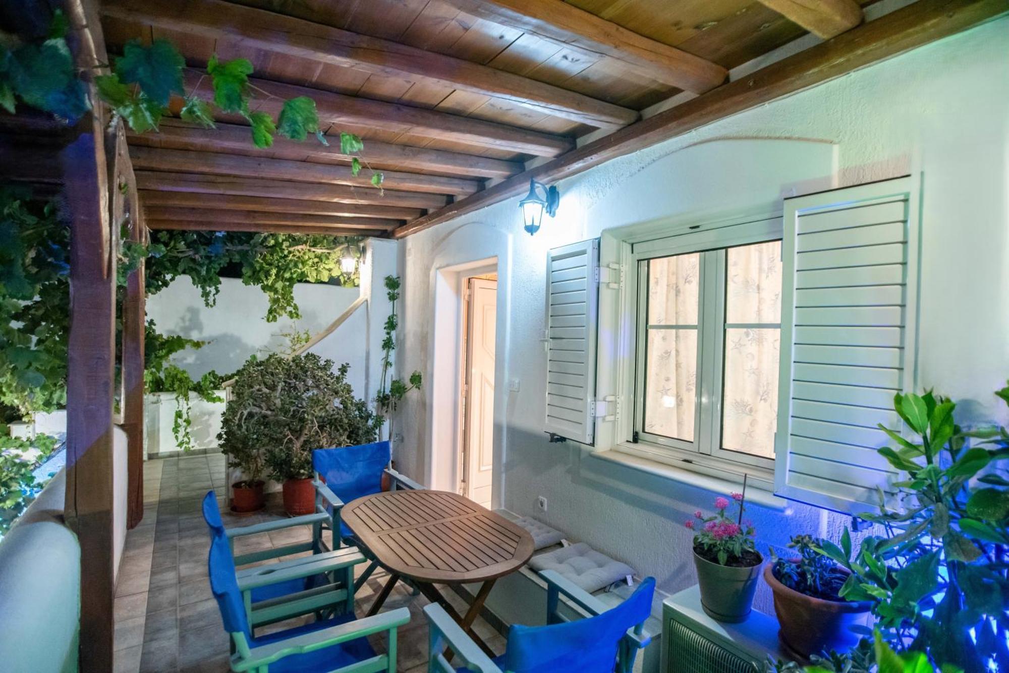 Kontaratos Studios & Apartments Páros Dış mekan fotoğraf