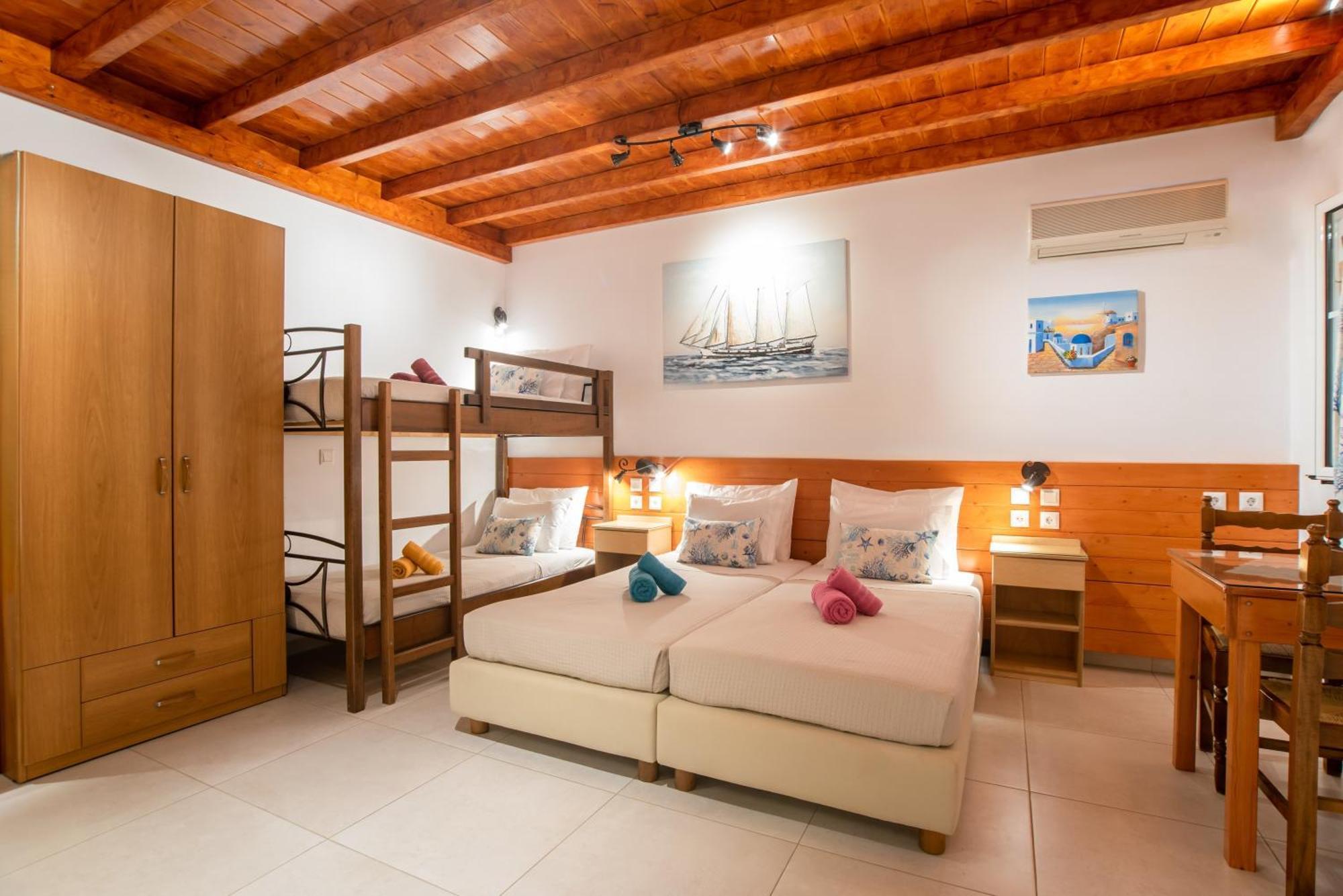 Kontaratos Studios & Apartments Páros Dış mekan fotoğraf