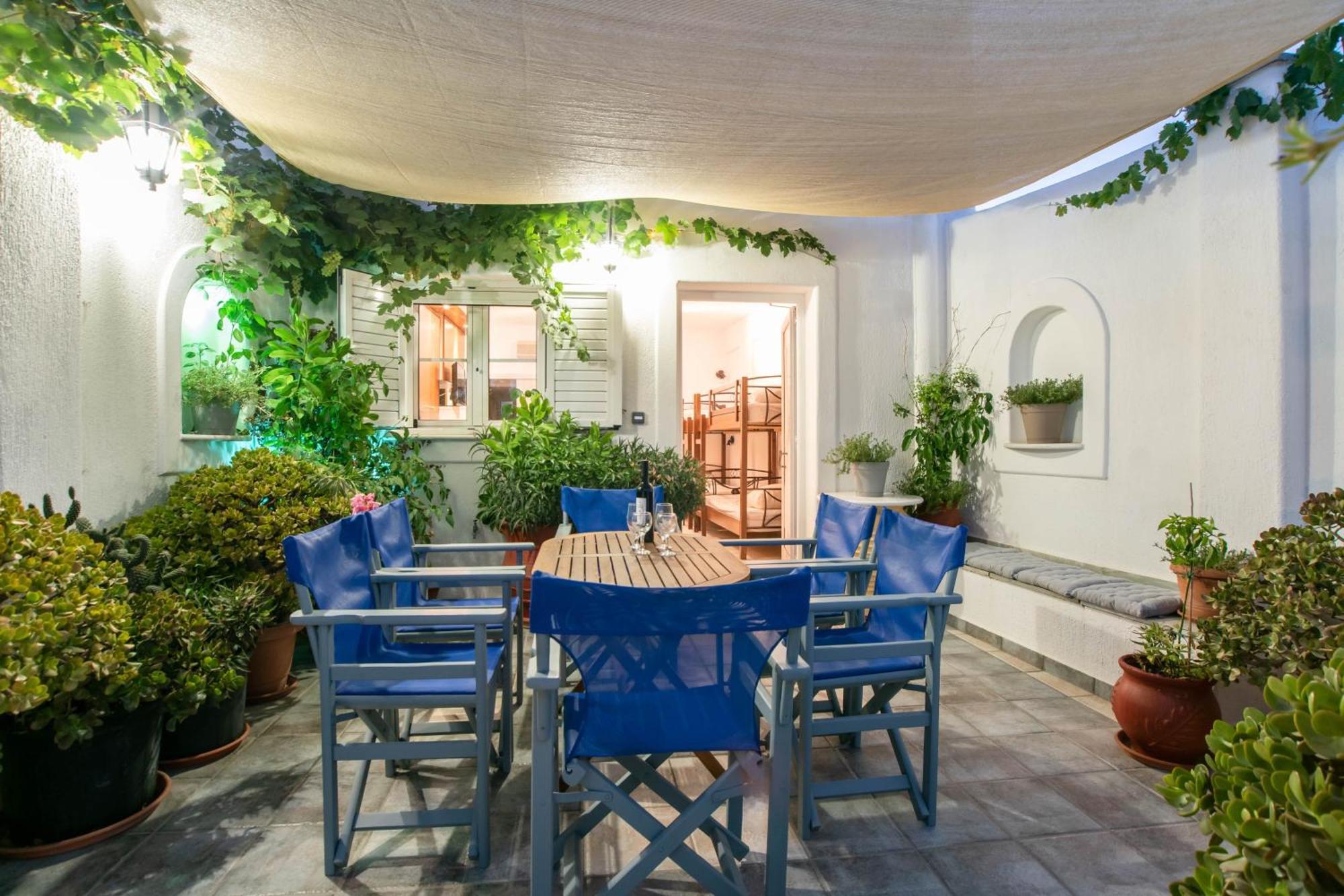 Kontaratos Studios & Apartments Páros Dış mekan fotoğraf